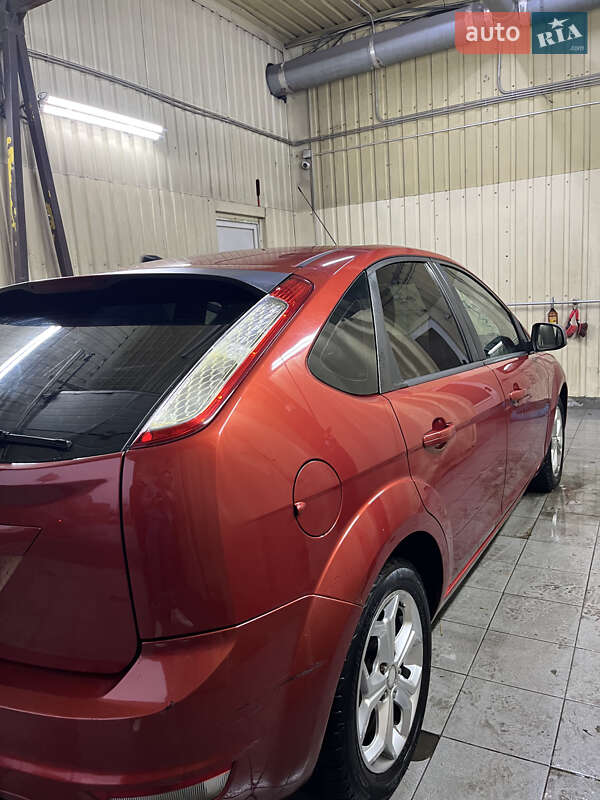 Хэтчбек Ford Focus 2008 в Киеве