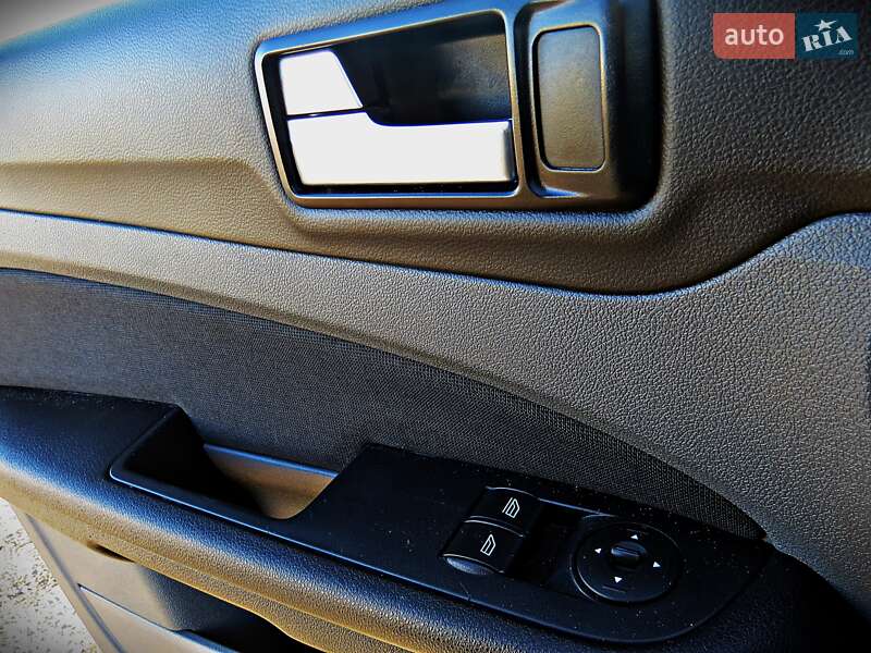 Универсал Ford Focus 2010 в Черкассах фото 6 Универсал Ford Focus 2010 в Черкассах