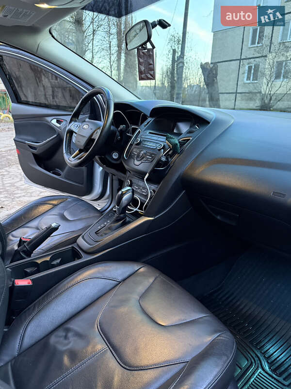 Седан Ford Focus 2015 в Кривом Роге