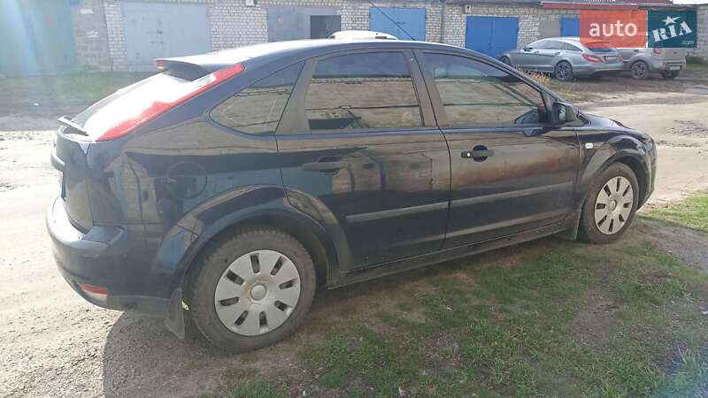 Хэтчбек Ford Focus 2006 в Днепре