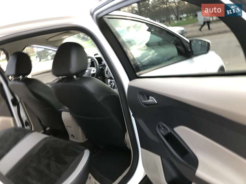 Седан Ford Focus 2014 в Николаеве