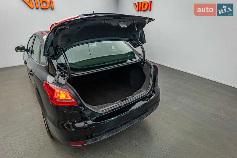 Седан Ford Focus 2017 в Києві