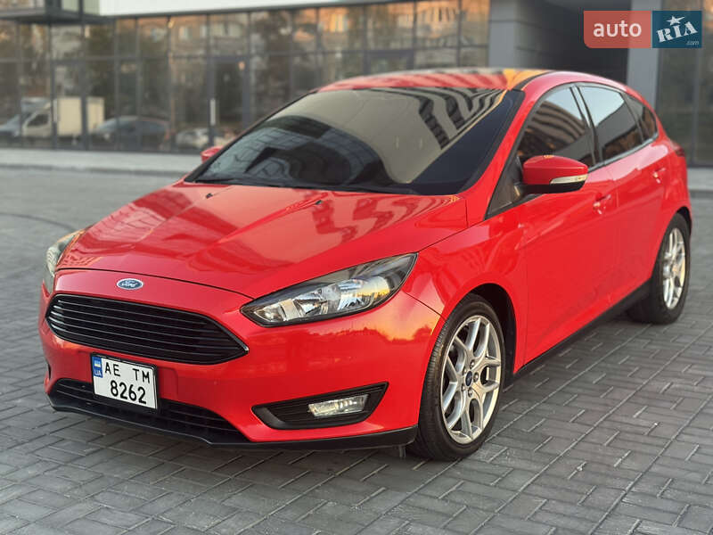 Хэтчбек Ford Focus 2015 в Днепре