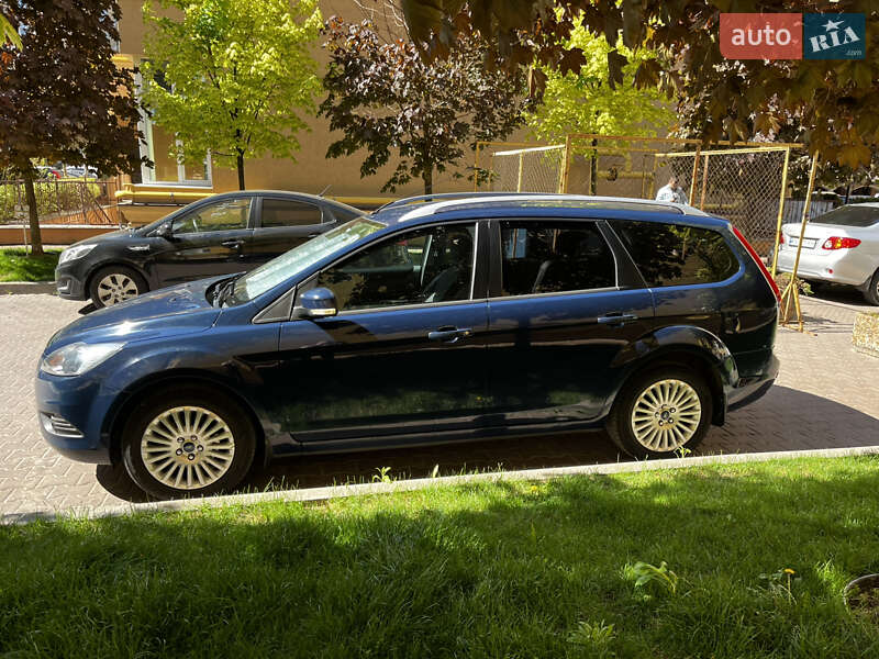 Универсал Ford Focus 2010 в Киеве фото 2 Универсал Ford Focus 2010 в Киеве