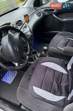 Хэтчбек Ford Focus 2002 в Киеве