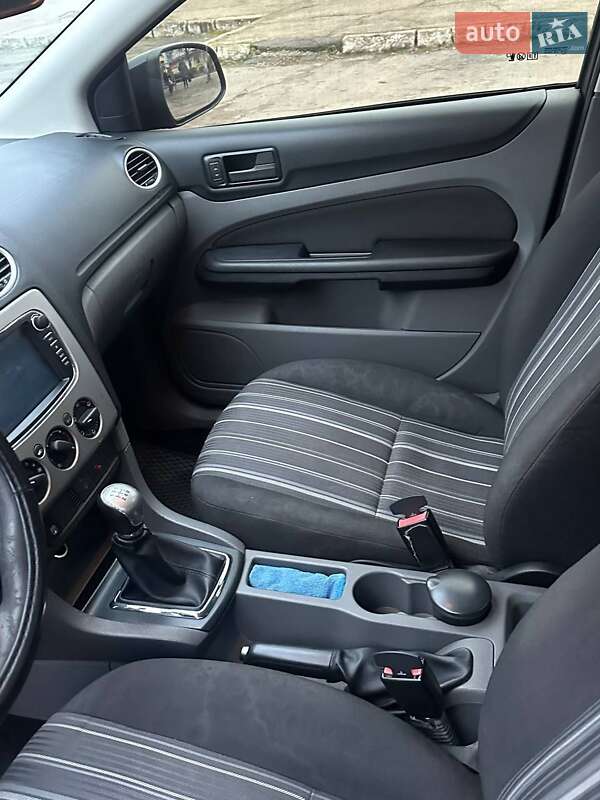 Седан Ford Focus 2011 в Могилів-Подільському