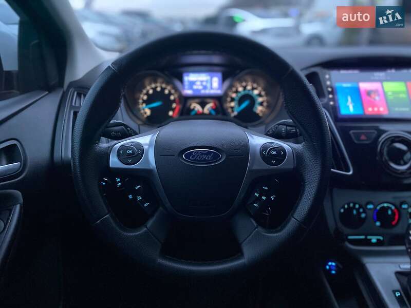 Хэтчбек Ford Focus 2013 в Киеве