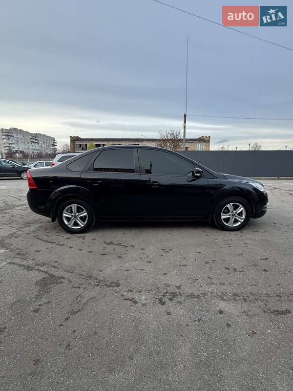 Седан Ford Focus 2008 в Каменке
