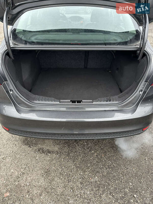 Седан Ford Focus 2015 в Белогородке