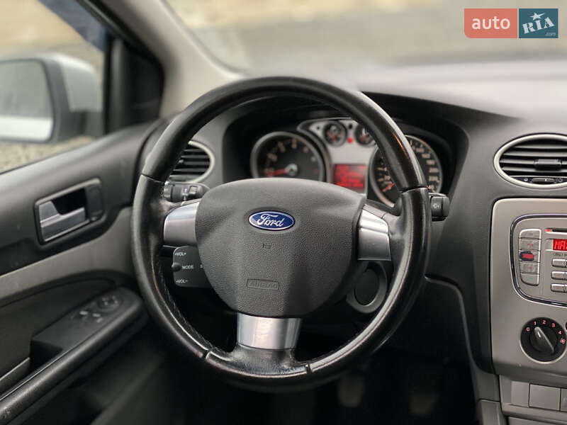 Универсал Ford Focus 2009 в Луцке