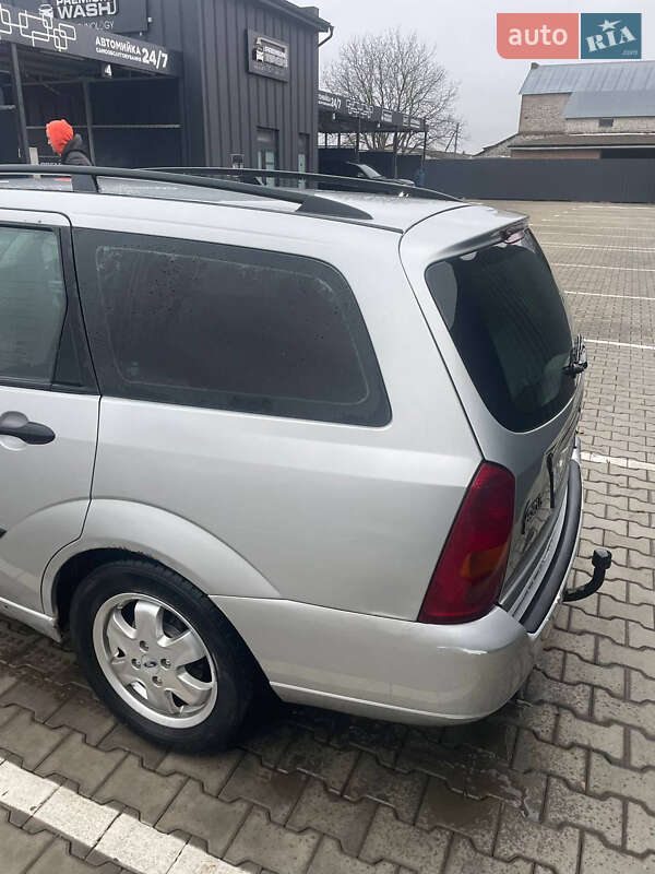 Универсал Ford Focus 2001 в Луцке фото 5 Универсал Ford Focus 2001 в Луцке