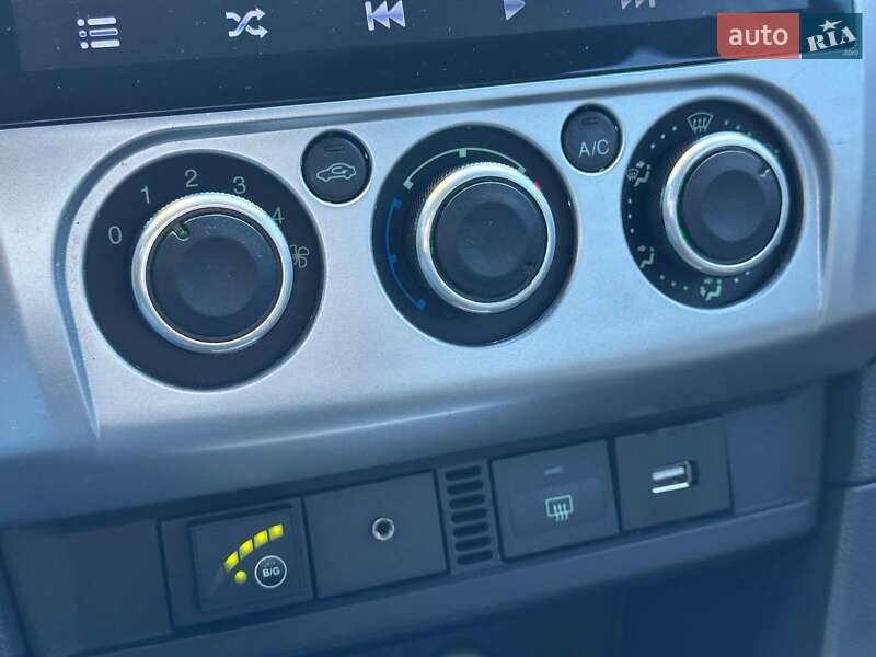 Хэтчбек Ford Focus 2006 в Киеве