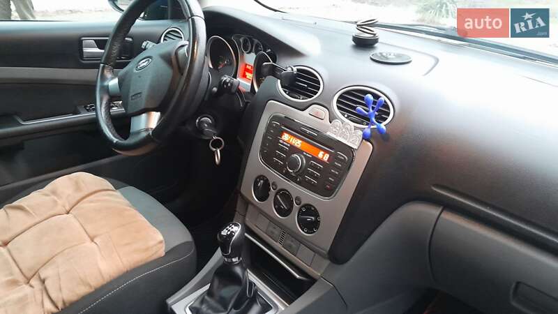 Універсал Ford Focus 2010 в Дрогобичі