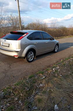 Хэтчбек Ford Focus 2007 в Ужгороде