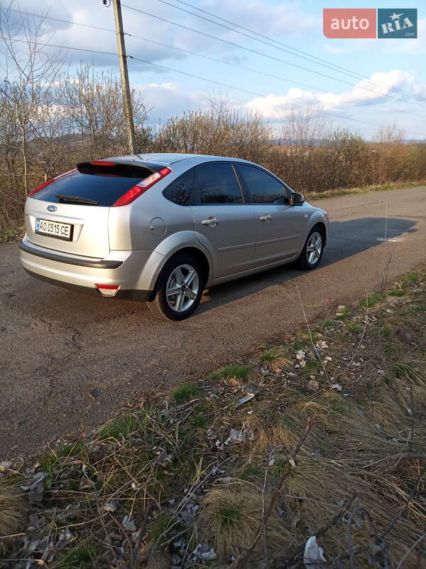 Хэтчбек Ford Focus 2007 в Ужгороде фото 3 Хэтчбек Ford Focus 2007 в Ужгороде