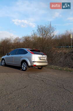 Хэтчбек Ford Focus 2007 в Ужгороде