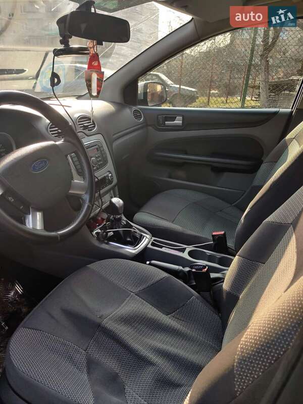 Универсал Ford Focus 2010 в Львове