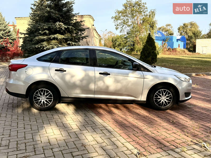 Седан Ford Focus 2016 в Харкові
