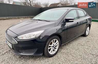 Седан Ford Focus 2015 в Сумах