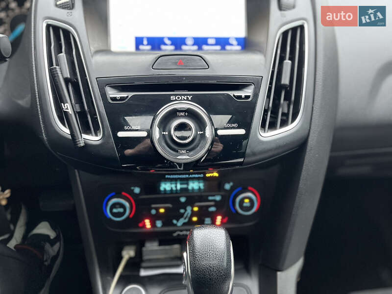 Седан Ford Focus 2017 в Одессе