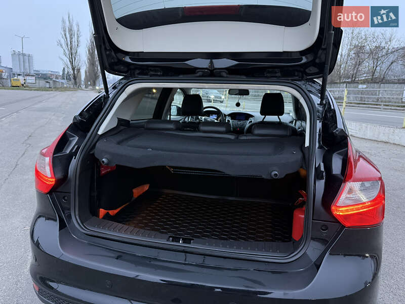 Хетчбек Ford Focus 2011 в Києві