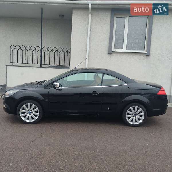 Кабриолет Ford Focus 2011 в Ровно