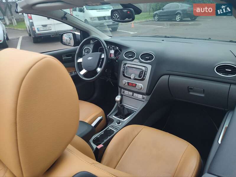 Кабриолет Ford Focus 2011 в Ровно