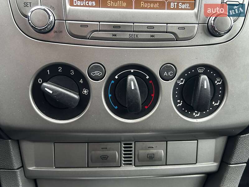 Хэтчбек Ford Focus 2010 в Киеве фото 23 Хэтчбек Ford Focus 2010 в Киеве