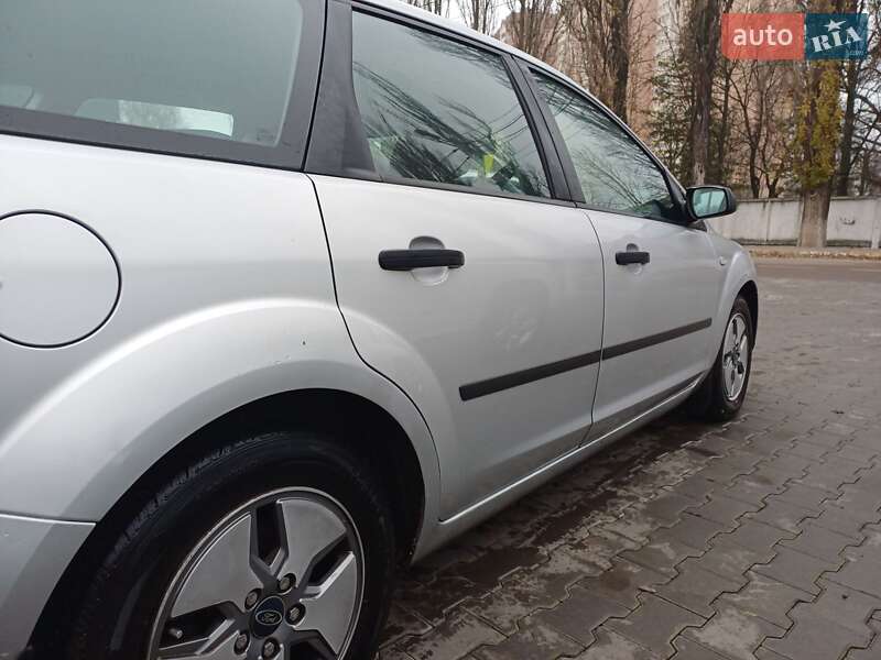 Универсал Ford Focus 2006 в Киеве фото 8 Универсал Ford Focus 2006 в Киеве
