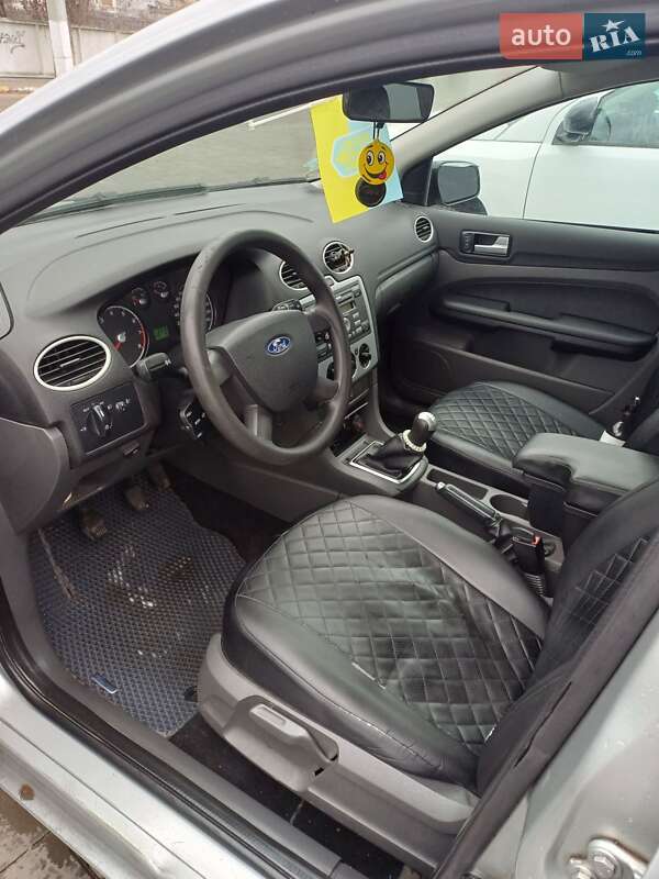 Универсал Ford Focus 2006 в Киеве фото 15 Универсал Ford Focus 2006 в Киеве