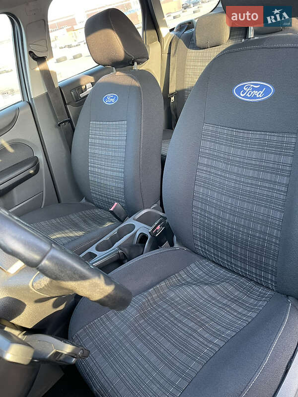 Универсал Ford Focus 2006 в Черкассах фото 7 Универсал Ford Focus 2006 в Черкассах