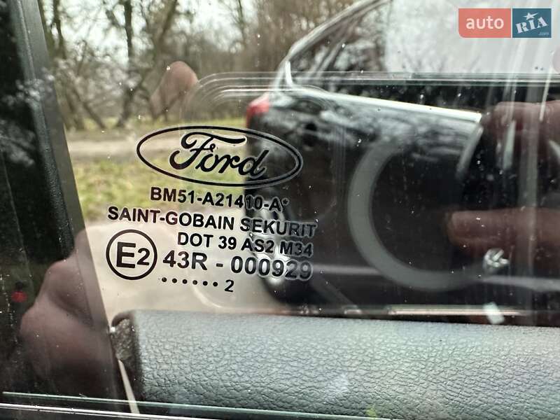 Хэтчбек Ford Focus 2012 в Львове фото 45 Хэтчбек Ford Focus 2012 в Львове