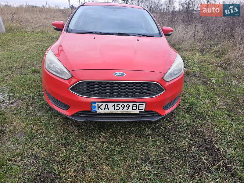 Хэтчбек Ford Focus 2014 в Киеве