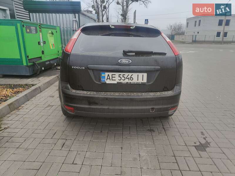 Хэтчбек Ford Focus 2007 в Новомосковске
