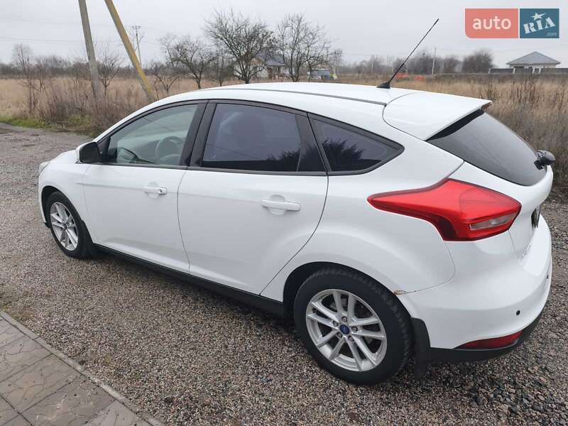 Хэтчбек Ford Focus 2016 в Геронимовка