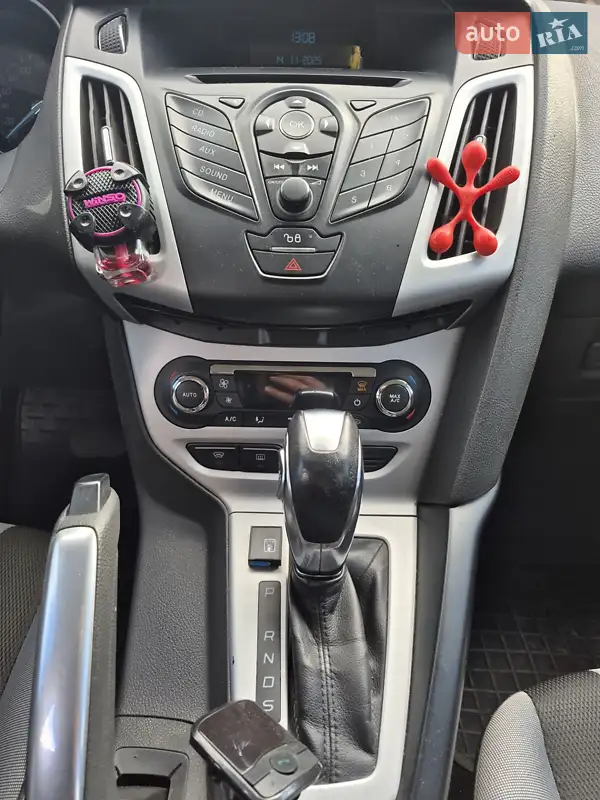 Ford Focus 2012 VIN WF0KXXGCBKCL43859 фото оголошення 17 з 81