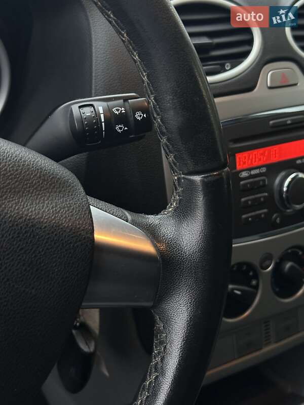 Универсал Ford Focus 2010 в Любешове