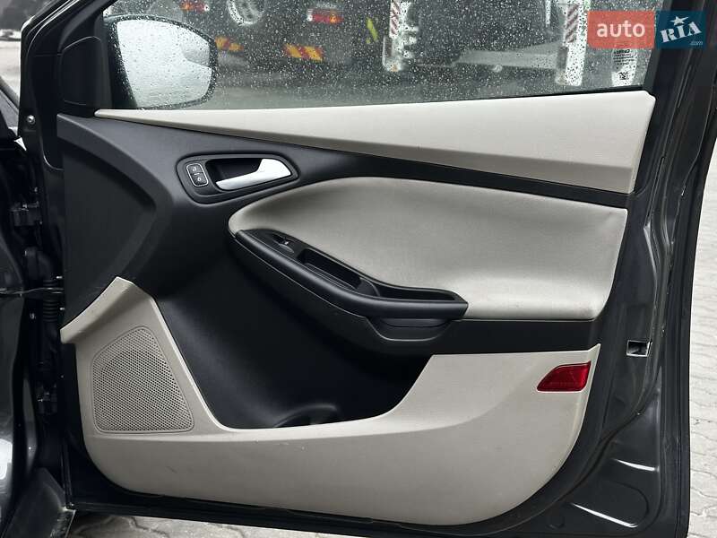Седан Ford Focus 2016 в Львове фото 26 Седан Ford Focus 2016 в Львове