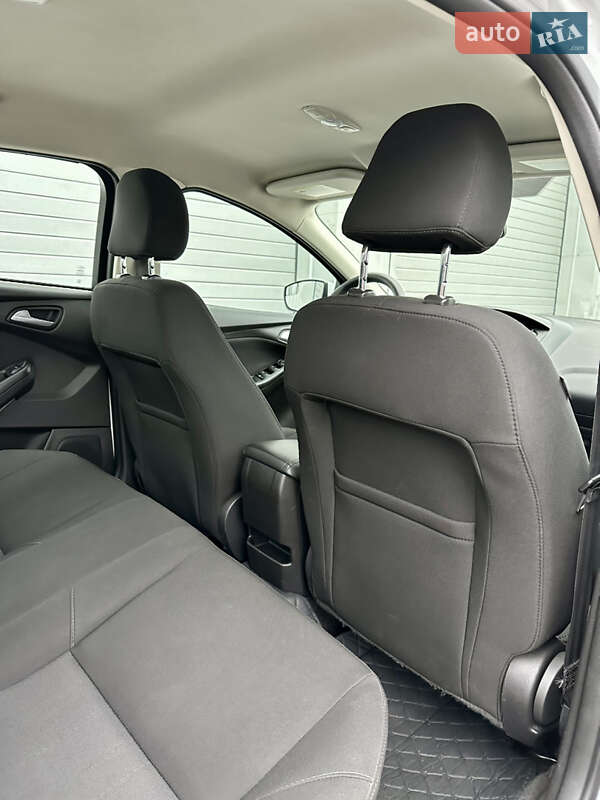 Седан Ford Focus 2017 в Києві