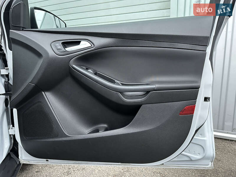 Седан Ford Focus 2017 в Києві