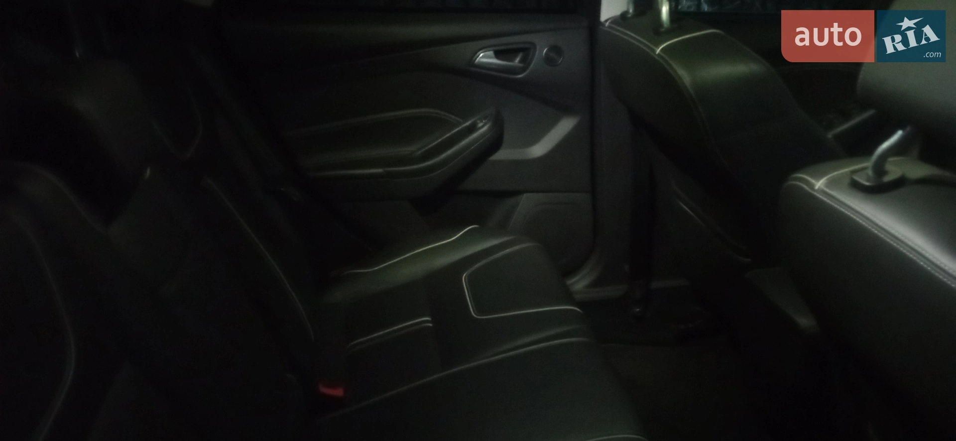 2011 Ford Focus - мініатюра 15