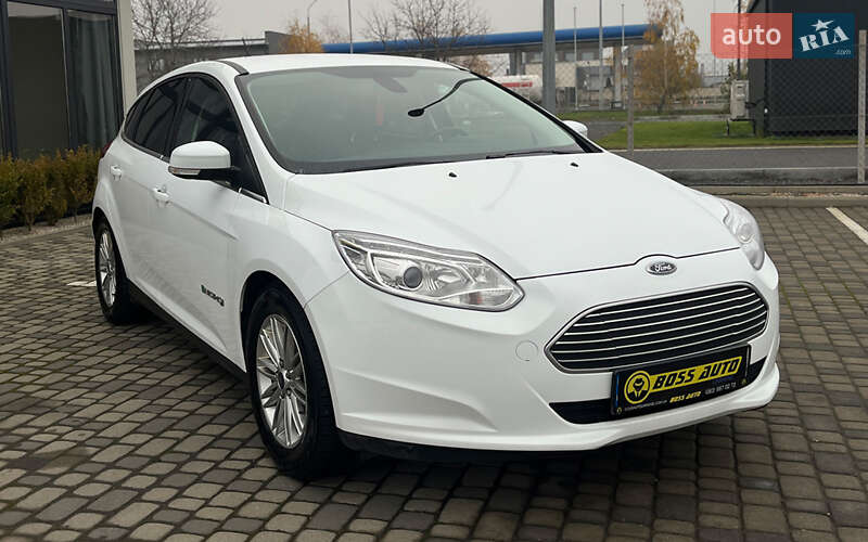 Хетчбек Ford Focus 2018 в Мукачевому фото Хетчбек Ford Focus 2018 в Мукачевому