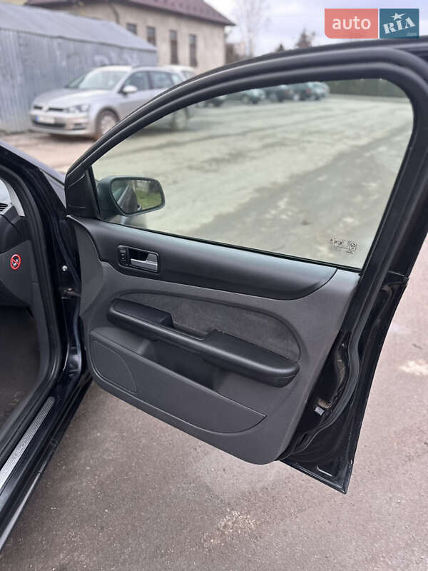 Седан Ford Focus 2005 в Золочеві фото 14 Седан Ford Focus 2005 в Золочеві