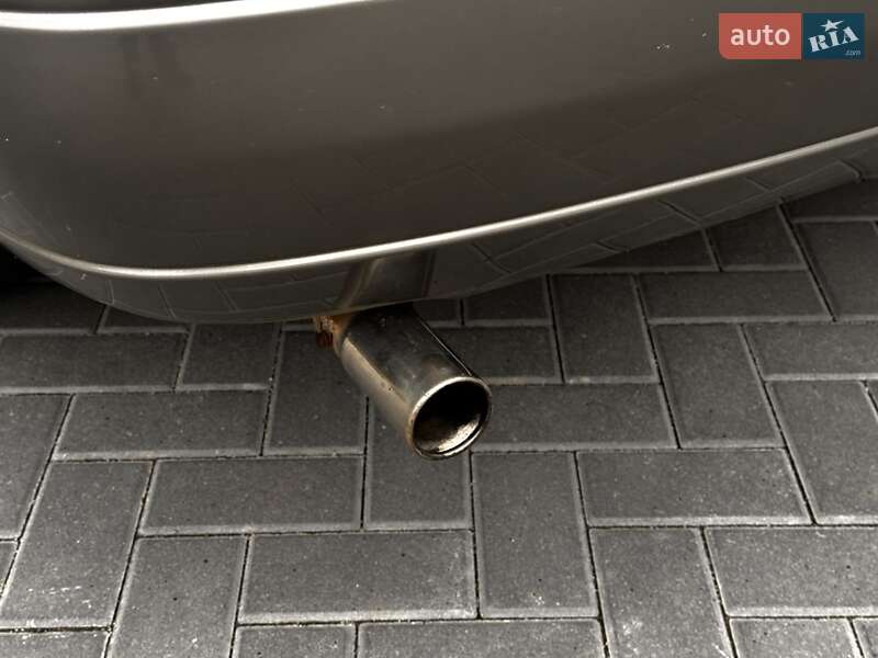 Седан Ford Focus 2003 в Луцке