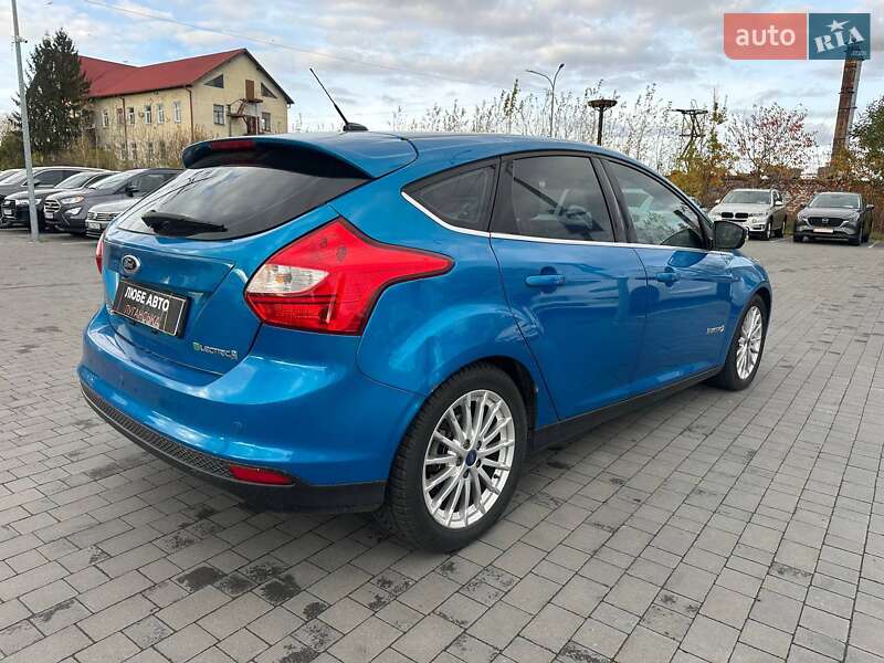 Хетчбек Ford Focus 2012 в Львові