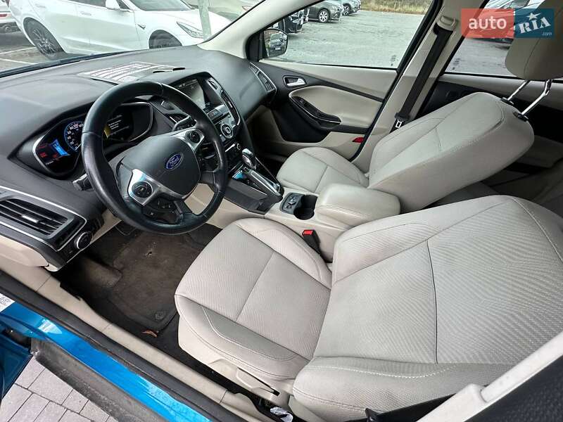 Хетчбек Ford Focus 2012 в Львові