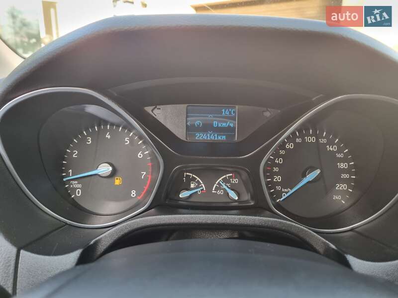 Хэтчбек Ford Focus 2015 в Харькове