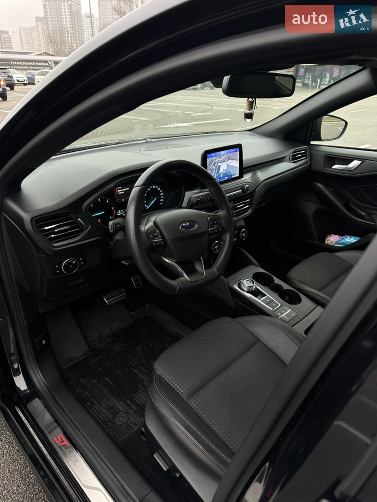 2020 Ford Focus - мініатюра 10