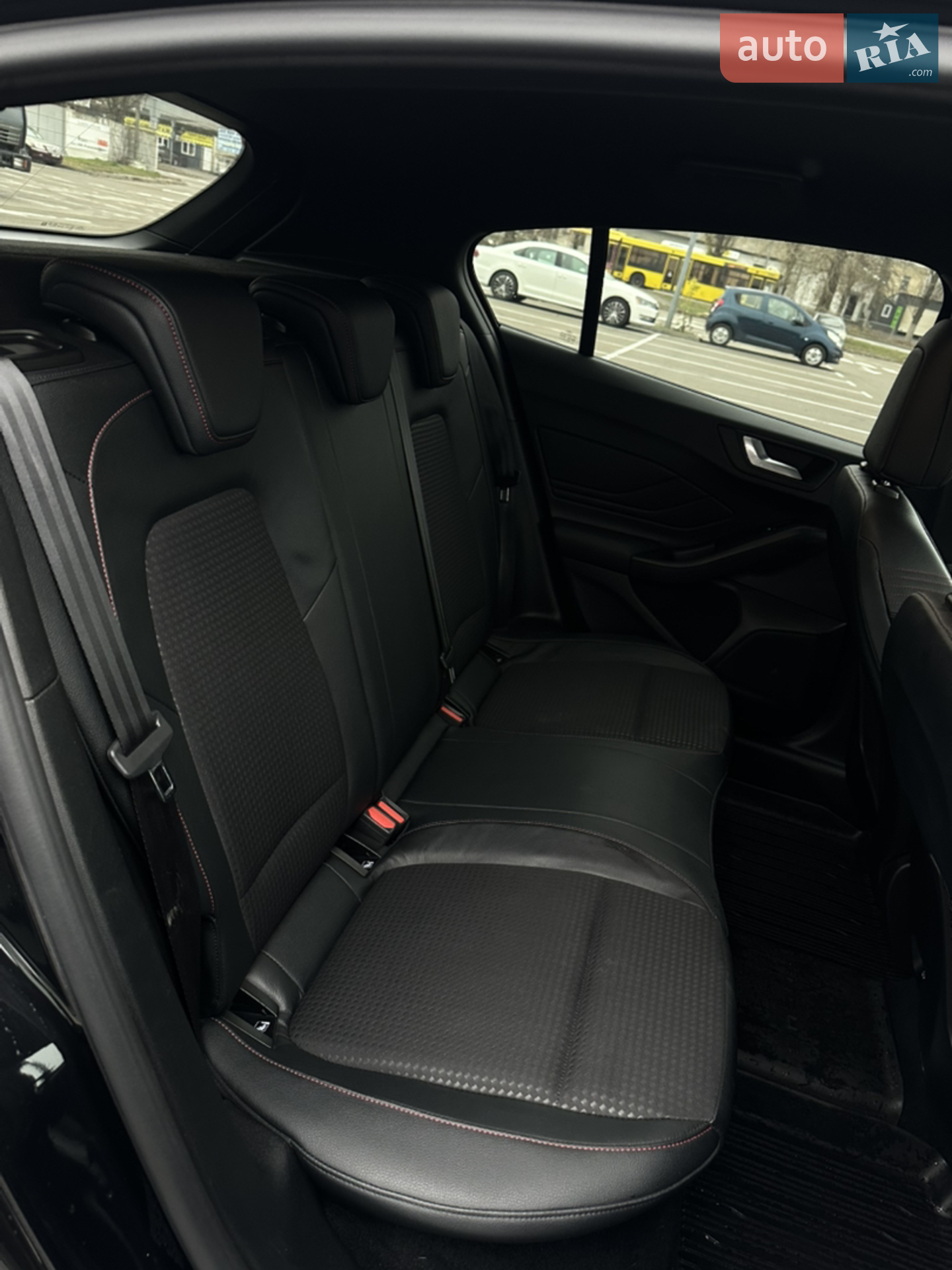 2020 Ford Focus - мініатюра 15