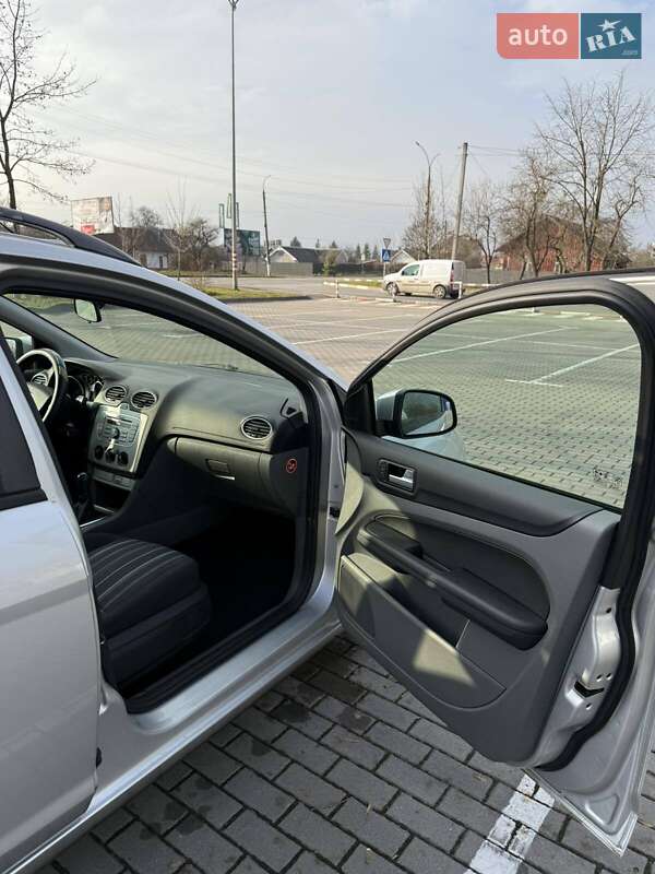 Універсал Ford Focus 2008 в Коломиї